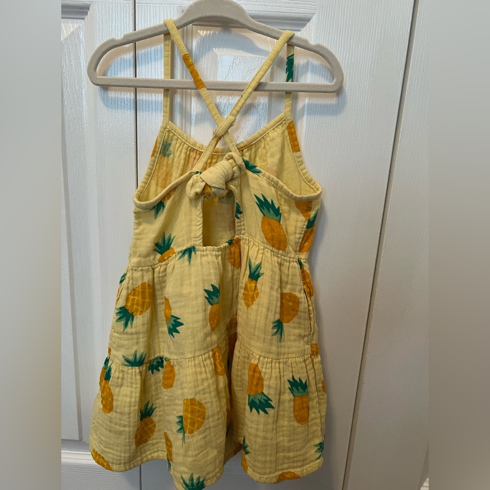 Cat & Jack Yellow Girl’s Dress with Pineapple Design Size:2T - Picture 3 of 6
